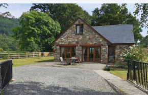 Cottage with 360 views